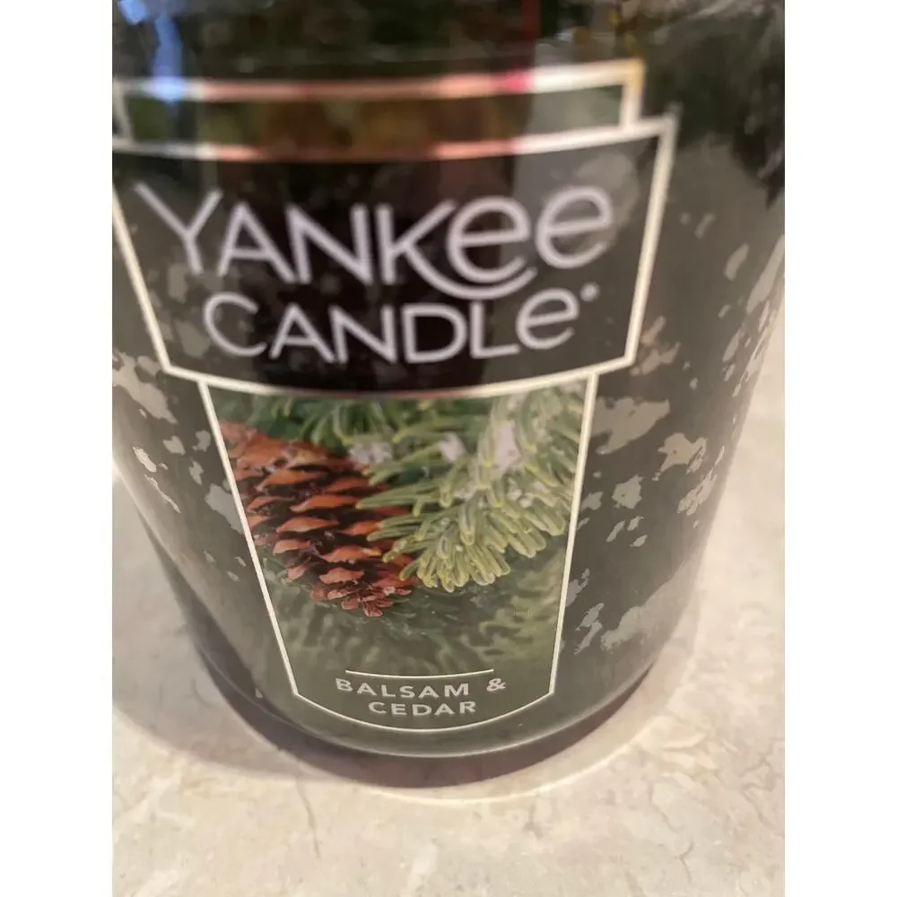 Yankee Candle 22Oz Large Glass Balsam & Cedar ~Green New